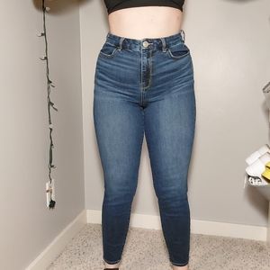 American Eagle Curvy jeans